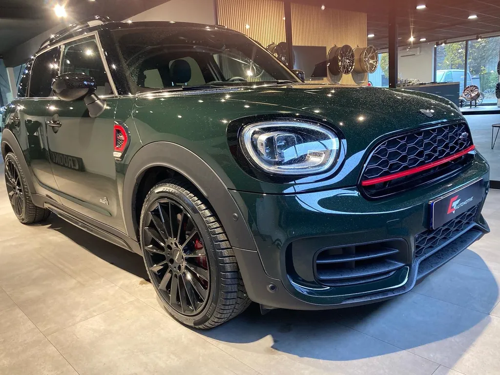 CT Automotive biedt uitlaten op maat voor Mini's