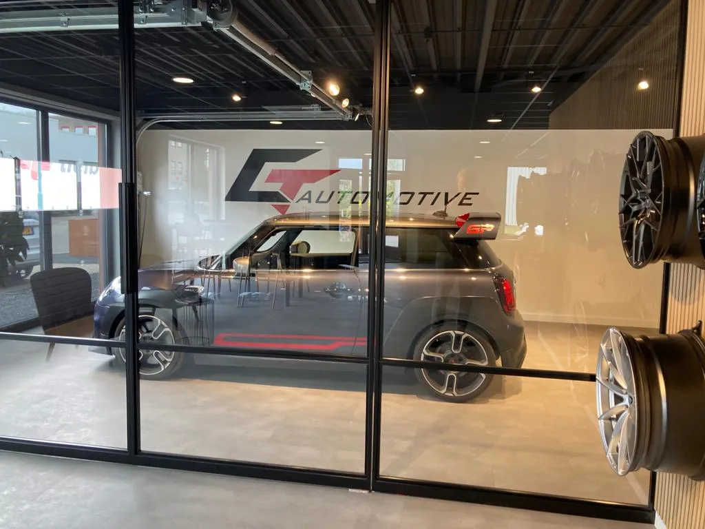 CT Automotive biedt uitlaten op maat voor Mini's