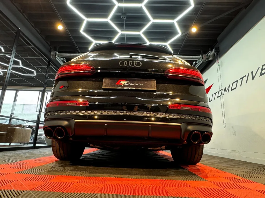 Audi-Q8-uitlaat-upgrade