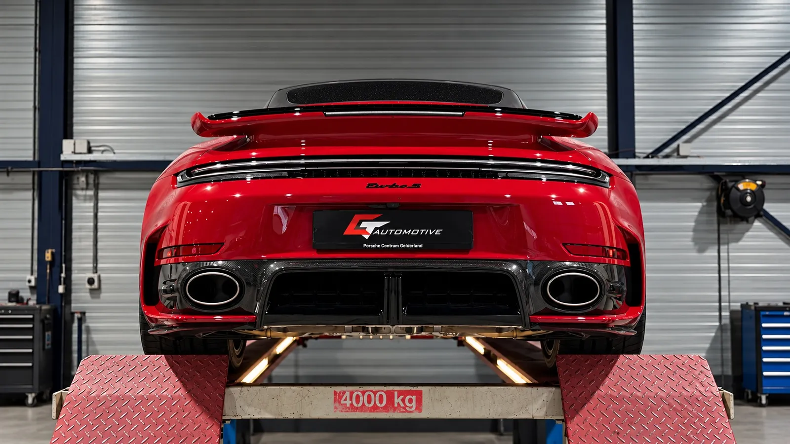 992.2 sportuitlaat