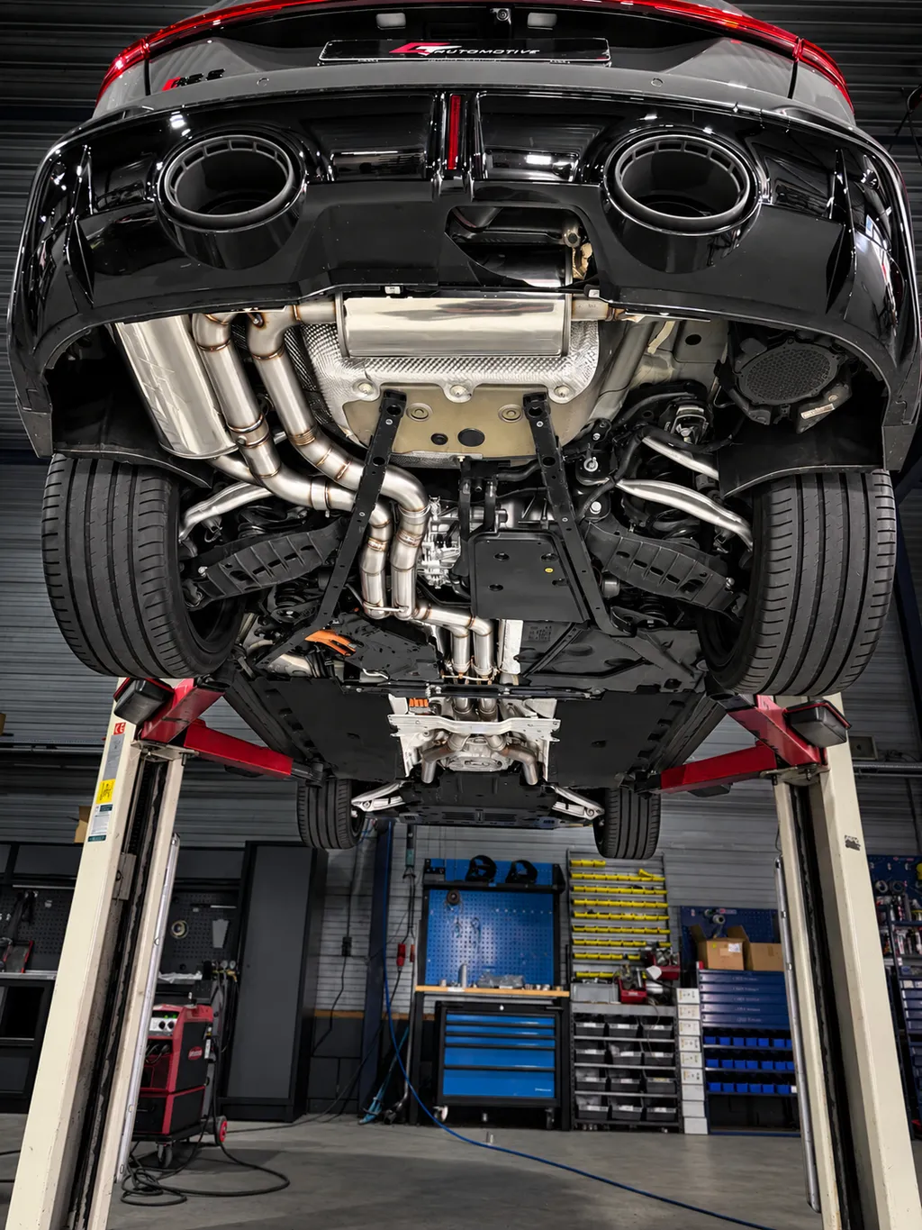 Sport exhaust Audi RS5B10